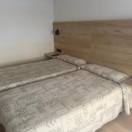 Avenida Gijon Centro Guest house