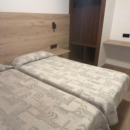 Avenida Gijon Centro 3*